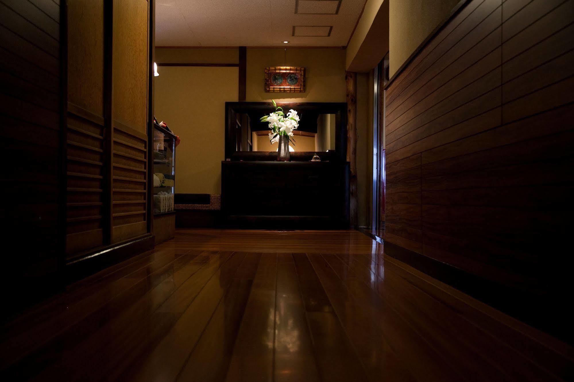 Hotel Okamotoya Beppu Esterno foto